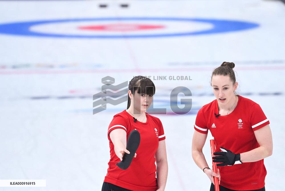 (BEIJING2022)CHINA-BEIJING-WINTER OLYMPIC GAMES-CURLING-WOMEN'S ROUND ROBIN-GBR vs USA (CN)