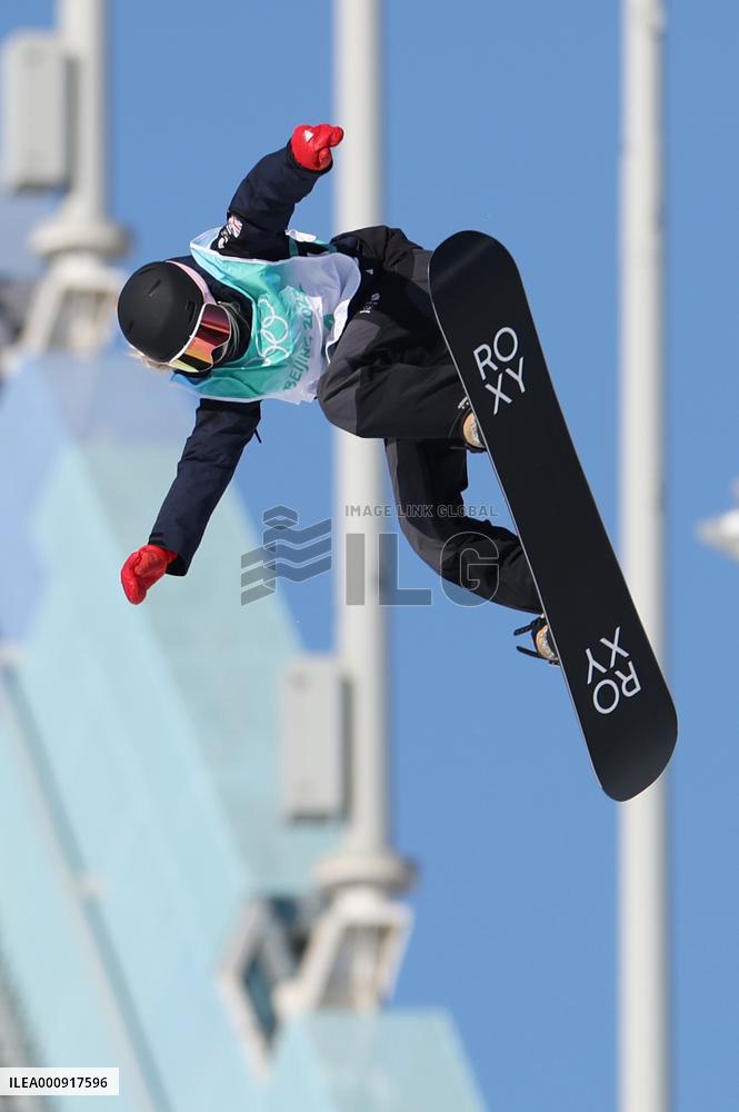 (BEIJING2022)CHINA-BEIJING-OLYMPIC WINTER GAMES-WOMEN'S SNOWBOARD BIG AIR-QUALIFICATION (CN)