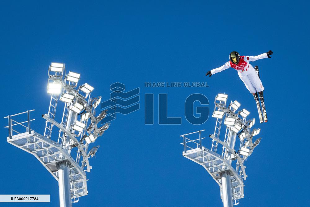 (BEIJING2022)CHINA-ZHANGJIAKOU-OLYMPIC WINTER GAMES-FREESTYLE SKIING-WOMEN'S AERIALS-QUALIFICATION (CN)