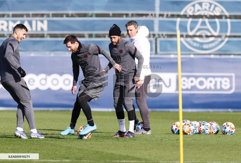 (SP)FRANCE-PARIS-FOOTBALL-UEFA CHAMPION LEAGUE-PSG-TRANING