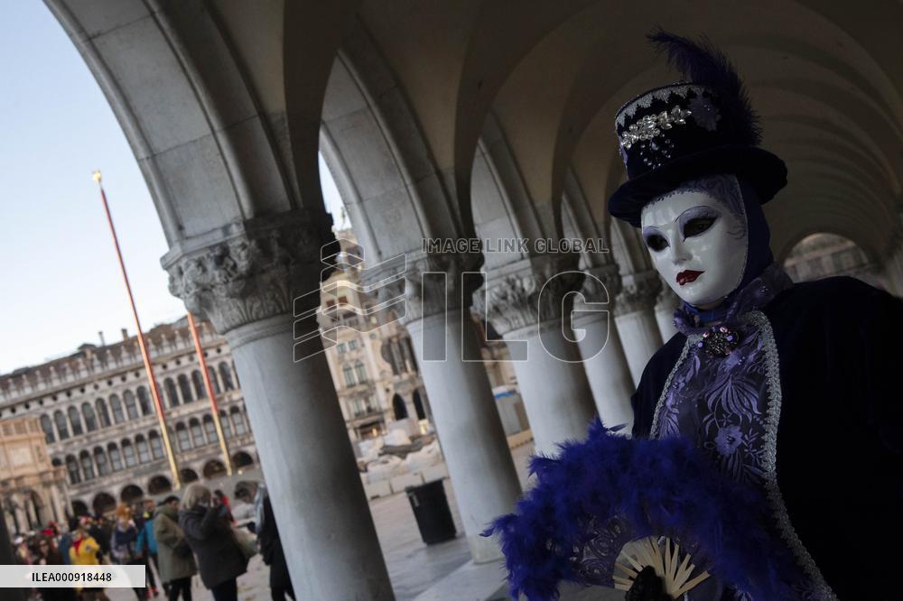 ITALY-VENICE-CARNIVAL