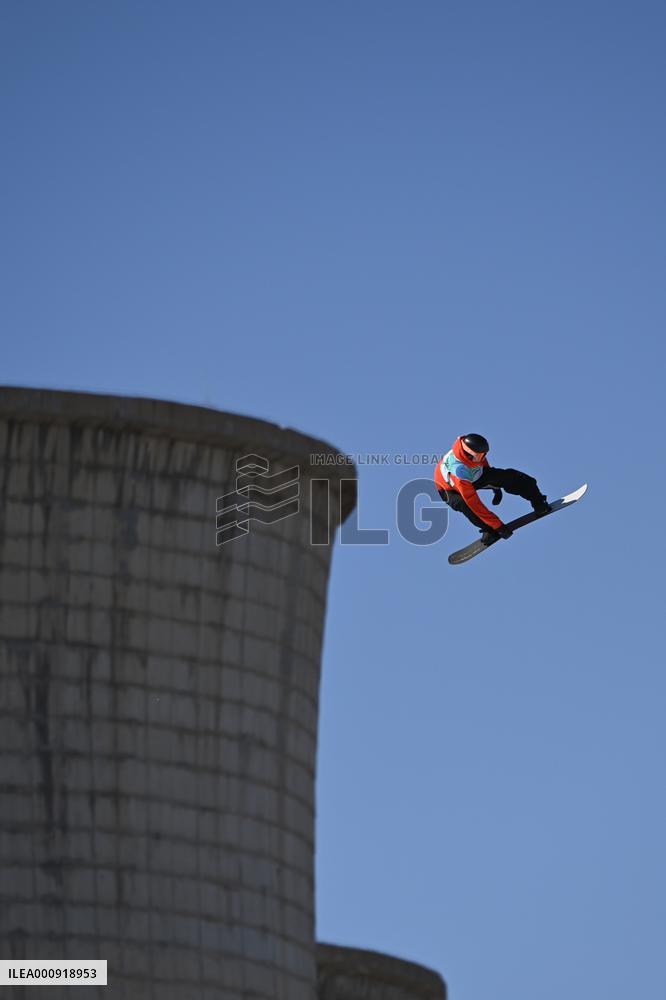 (BEIJING2022)CHINA-BEIJING-OLYMPIC WINTER GAMES-MEN'S SNOWBOARD BIG AIR-QUALIFICATION (CN)