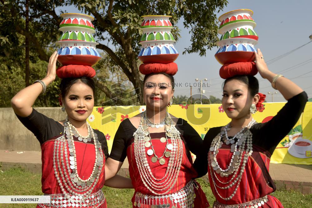 BANGLADESH-DHAKA-SPRING-VALENTINE'S DAY