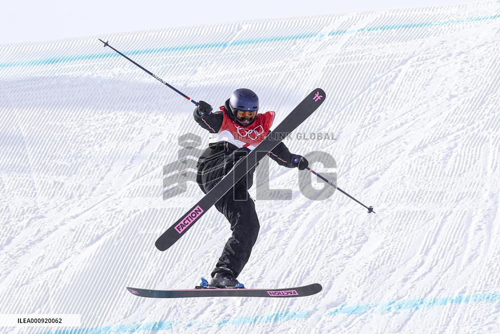 (BEIJING2022)CHINA-ZHANGJIAKOU-OLYMPIC WINTER GAMES-FREESTYLE SKIING-WOMEN'S FREESKI SLOPESTYLE-FINAL (CN)