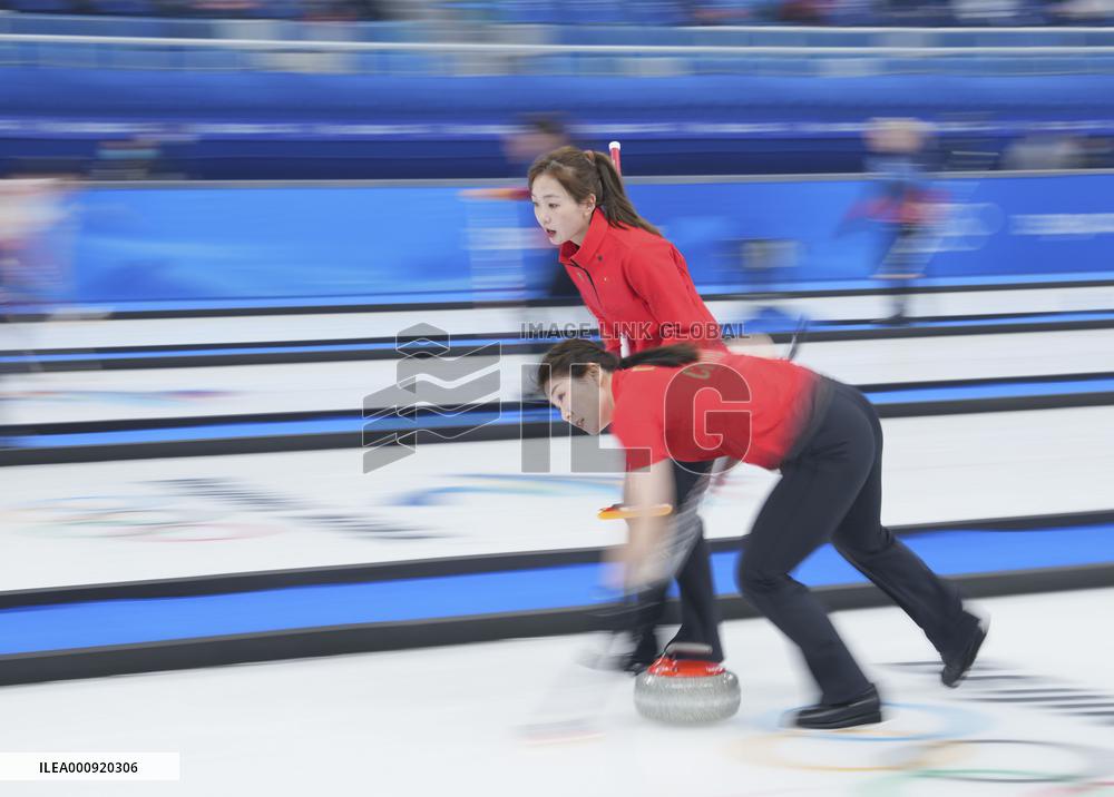 (BEIJING2022)CHINA-BEIJING-WINTER OLYMPIC GAMES-CURLING-WOMEN'S ROUND ROBIN-CHN vs ROC (CN)