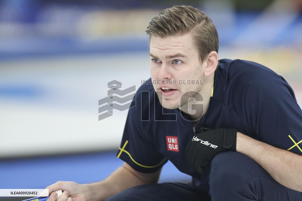 (BEIJING2022)CHINA-BEIJING-WINTER OLYMPIC GAMES-CURLING-MEN'S ROUND ROBIN-SWE vs DEN(CN)