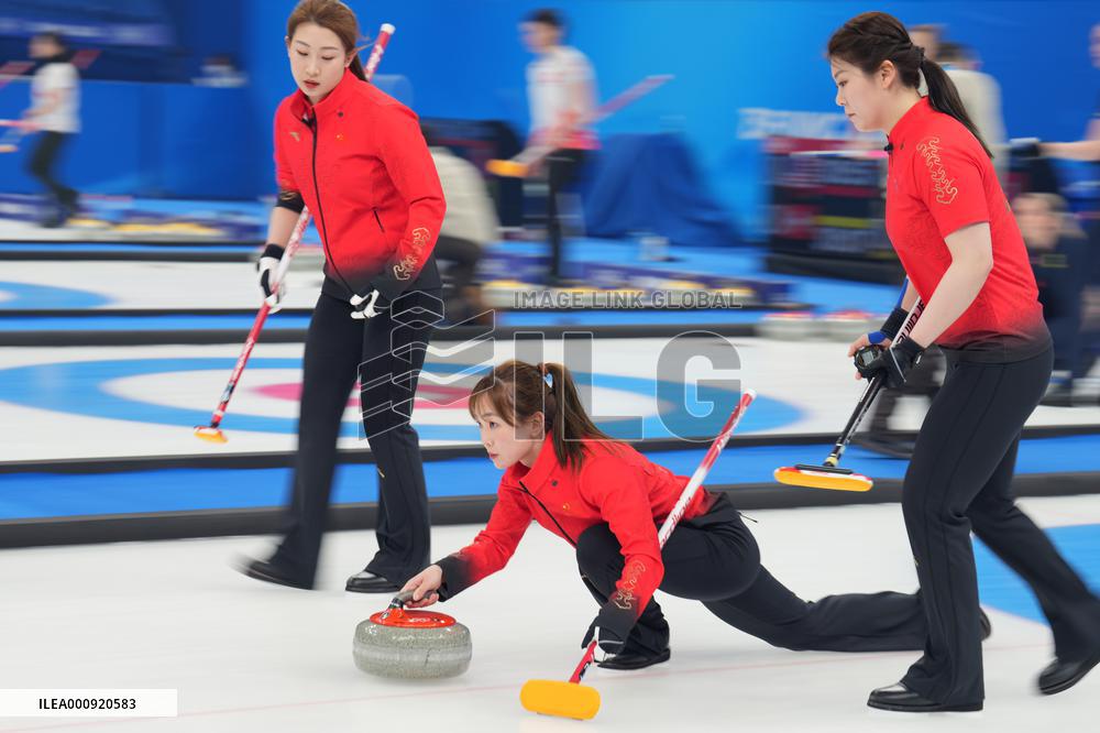 (BEIJING2022)CHINA-BEIJING-WINTER OLYMPIC GAMES-CURLING-WOMEN'S ROUND ROBIN-CHN vs ROC (CN)