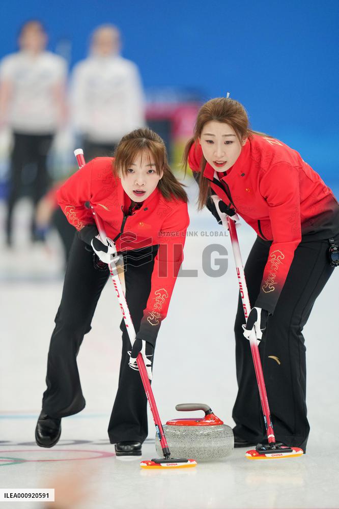(BEIJING2022)CHINA-BEIJING-WINTER OLYMPIC GAMES-CURLING-WOMEN'S ROUND ROBIN-CHN vs ROC (CN)