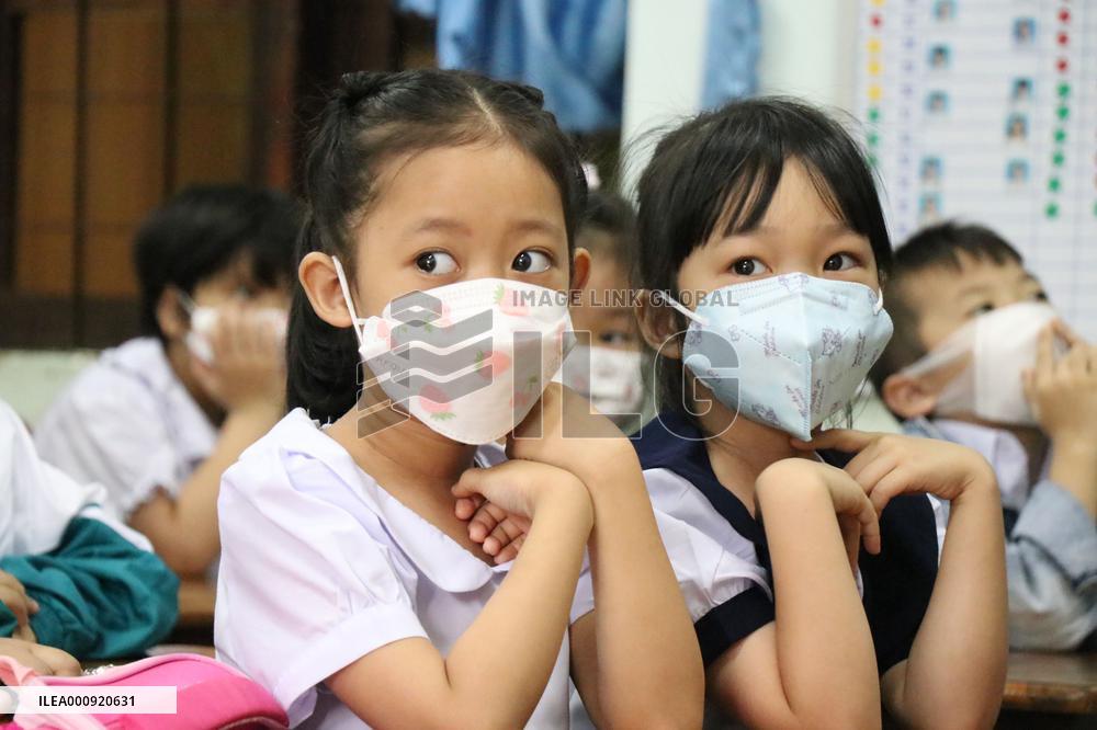 VIETNAM-SCHOOLS-REOPEN