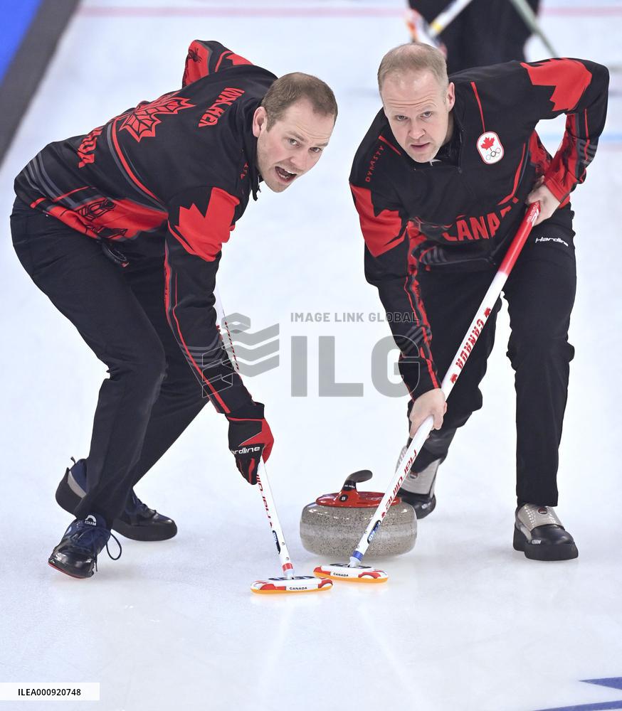 (BEIJING2022)CHINA-BEIJING-OLYMPIC WINTER GAMES-CURLING-MEN'S ROUND ROBIN SESSION-CHN VS CAN (CN)
