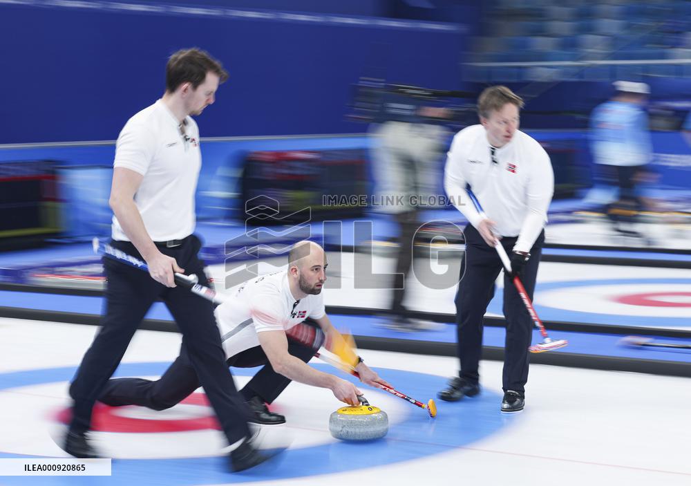 (BEIJING2022)CHINA-BEIJING-OLYMPIC WINTER GAMES-CURLING-MEN'S ROUND ROBIN SESSION-NOR VS ROC (CN)