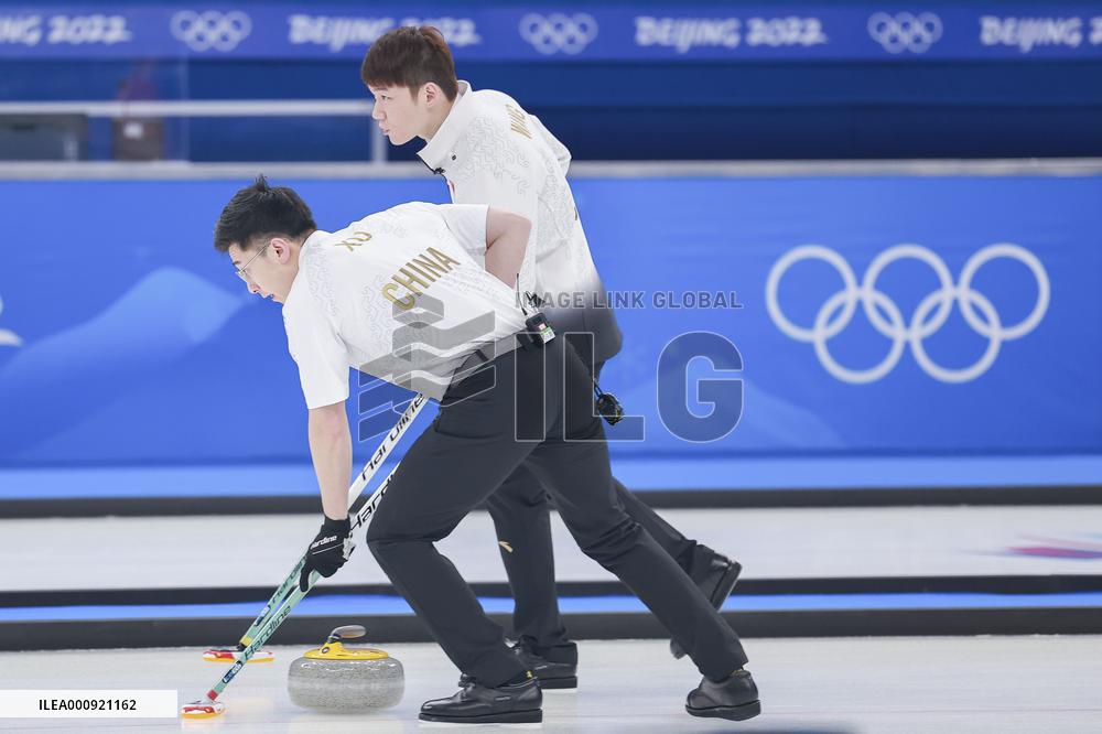 (BEIJING2022)CHINA-BEIJING-OLYMPIC WINTER GAMES-CURLING-MEN'S ROUND ROBIN SESSION-CHN VS CAN (CN)