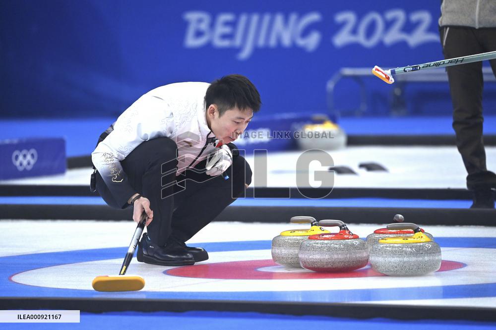 (BEIJING2022)CHINA-BEIJING-OLYMPIC WINTER GAMES-CURLING-MEN'S ROUND ROBIN SESSION-CHN VS CAN (CN)