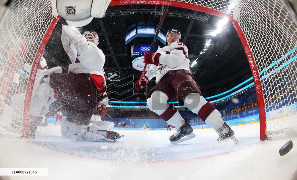 (BEIJING2022)CHINA-BEIJING-OLYMPIC WINTER GAMES-ICE HOCKEY-MEN'S QUALIFICATION PLAY-OFF-DEN VS LAT (CN)