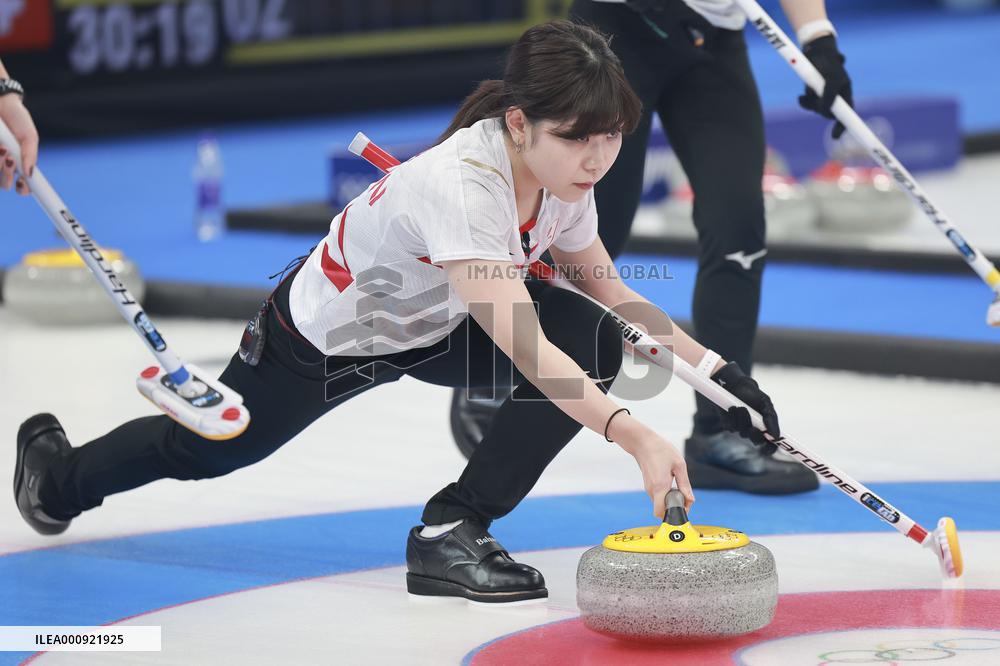 (BEIJING2022)CHINA-BEIJING-OLYMPIC WINTER GAMES-WOMEN'S ROUND ROBIN SESSION-GRB VS JPN (CN)