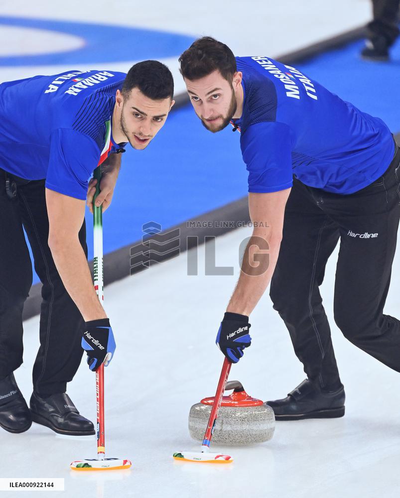 (BEIJING2022)CHINA-BEIJING-WINTER OLYMPIC GAMES-CURLING-MEN'S ROUND ROBIN-ITA vs USA (CN)