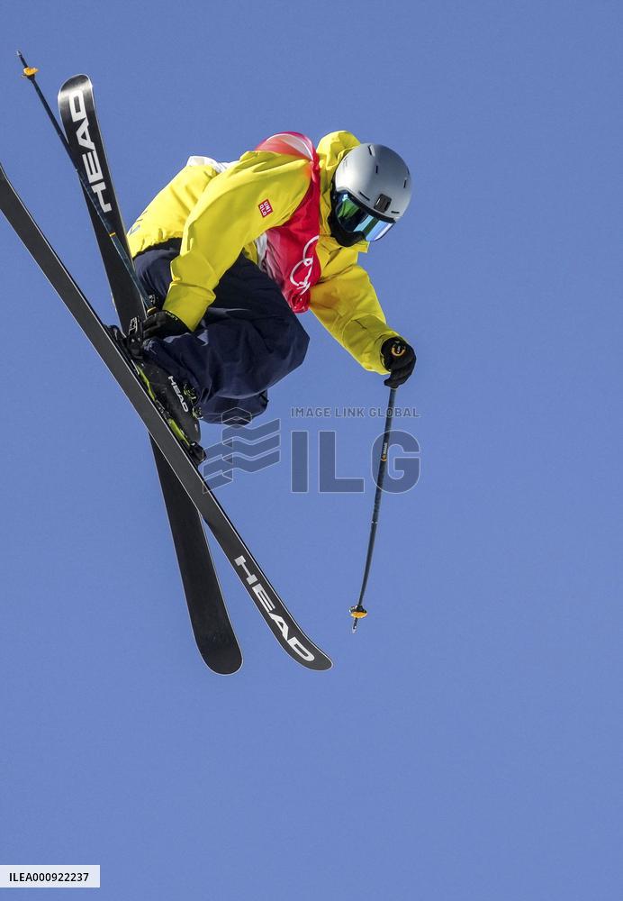 (BEIJING2022)CHINA-ZHANGJIAKOU-OLYMPIC WINTER GAMES-FREESTYLE SKIING-MEN'S FREESKI SLOPESTYLE-FINAL (CN)