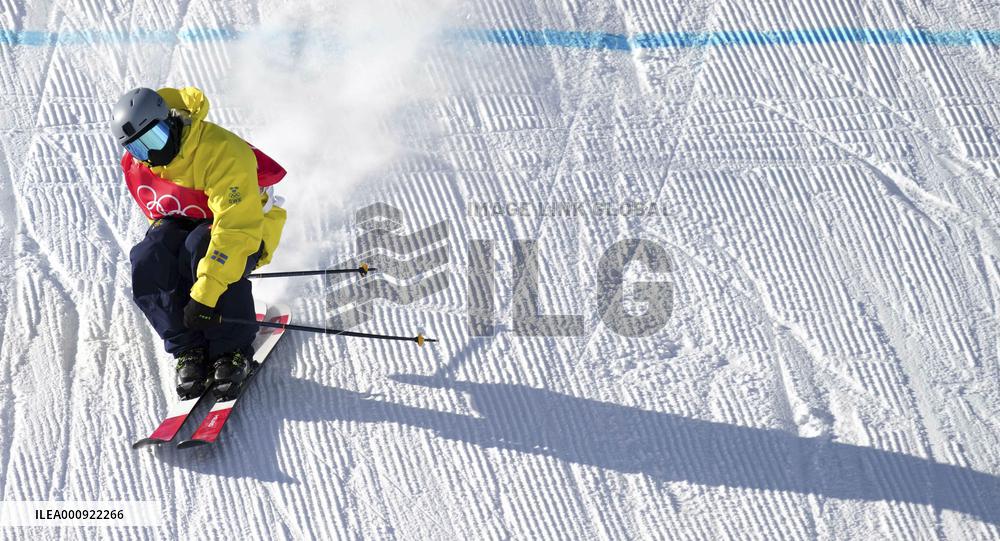 (BEIJING2022)CHINA-ZHANGJIAKOU-OLYMPIC WINTER GAMES-FREESTYLE SKIING-MEN'S FREESKI SLOPESTYLE-FINAL (CN)