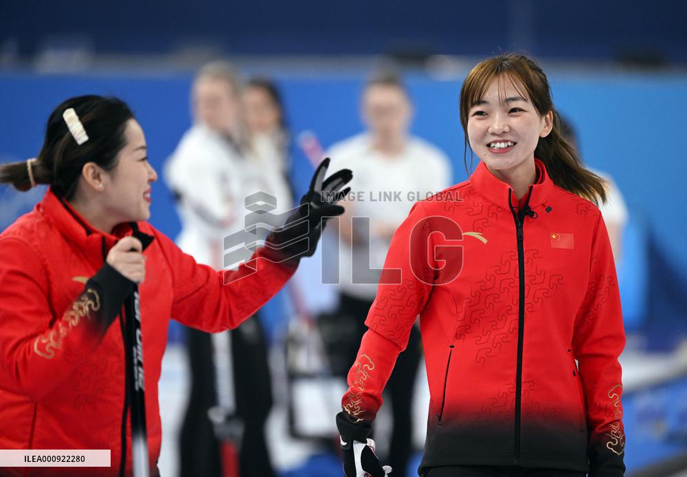 (BEIJING2022)CHINA-BEIJING-OLYMPIC WINTER GAMES-CURLING-WOMEN'S ROUND ROBIN SESSION-CHN VS GBR (CN)