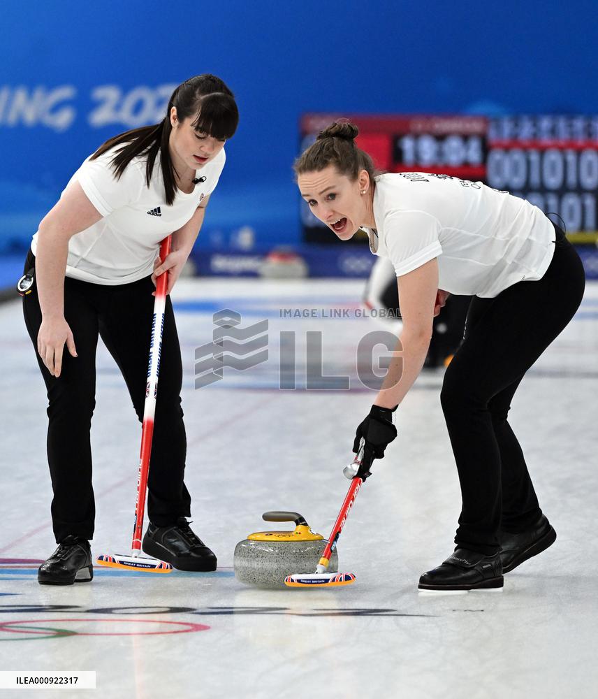 (BEIJING2022)CHINA-BEIJING-OLYMPIC WINTER GAMES-CURLING-WOMEN'S ROUND ROBIN SESSION-CHN VS GBR (CN)