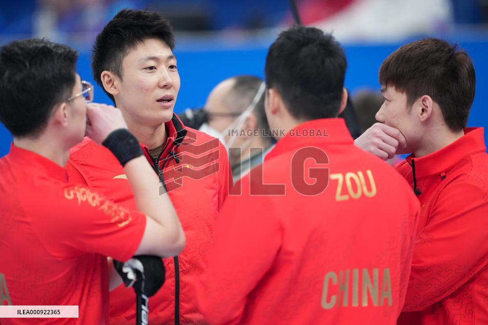(BEIJING2022)CHINA-BEIJING-OLYMPIC WINTER GAMES-CURLING-MEN'S ROUND ROBIN SESSION-CHN VS SUI (CN)