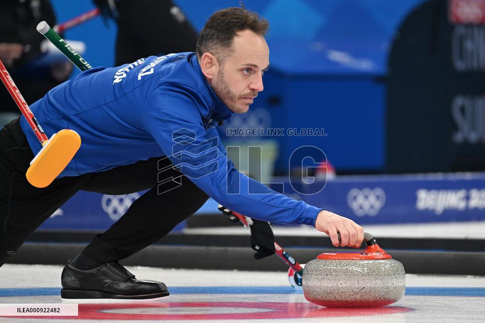 (BEIJING2022)CHINA-BEIJING-OLYMPIC WINTER GAMES-CURLING-MEN'S ROUND ROBIN SESSION-ITA VS DEN (CN)