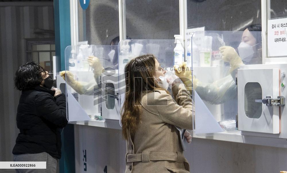 SOUTH KOREA-SEOUL-COVID-19-CASES