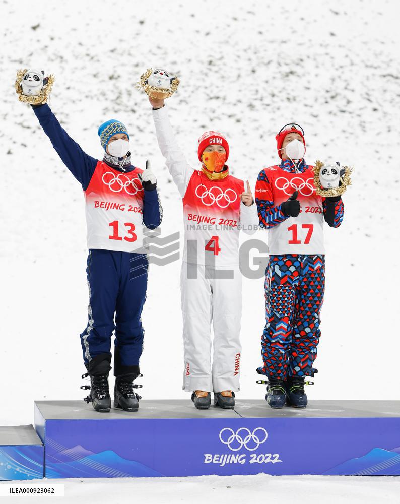 (BEIJING2022)CHINA-ZHANGJIAKOU-OLYMPIC WINTER GAMES-FREESTYLE SKIING-MEN'S AERIALS-FINAL (CN)