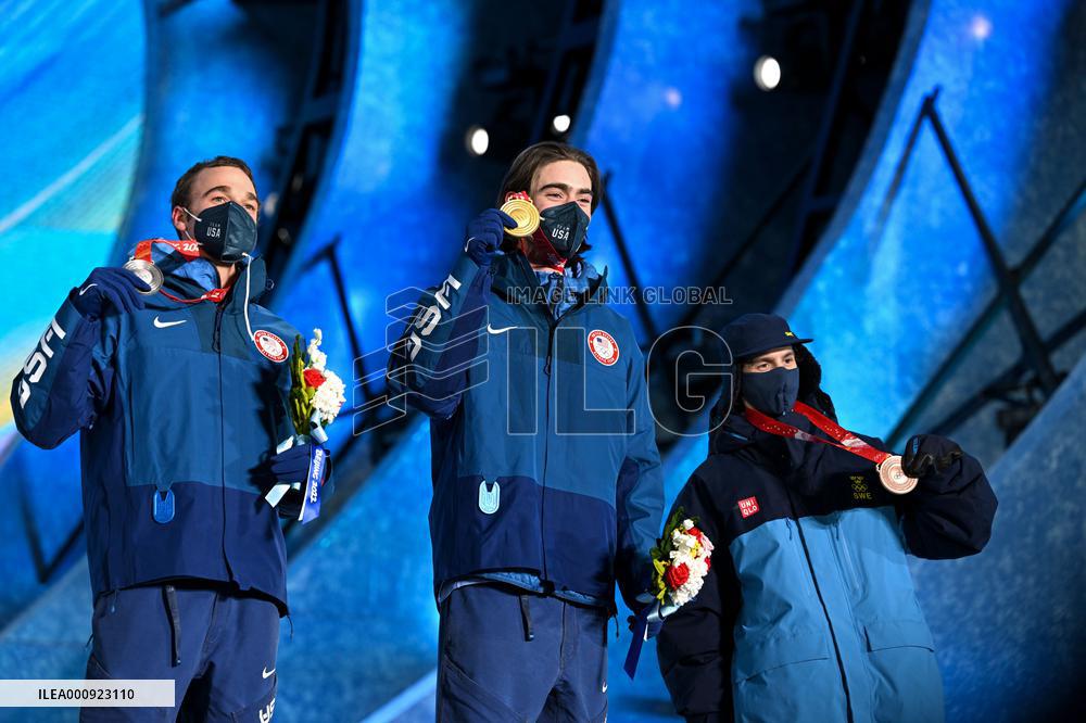 (BEIJING2022)CHINA-ZHANGJIAKOU-OLYMPIC WINTER GAMES-AWARDING CEREMONY-FREESTYLE SKIING (CN)