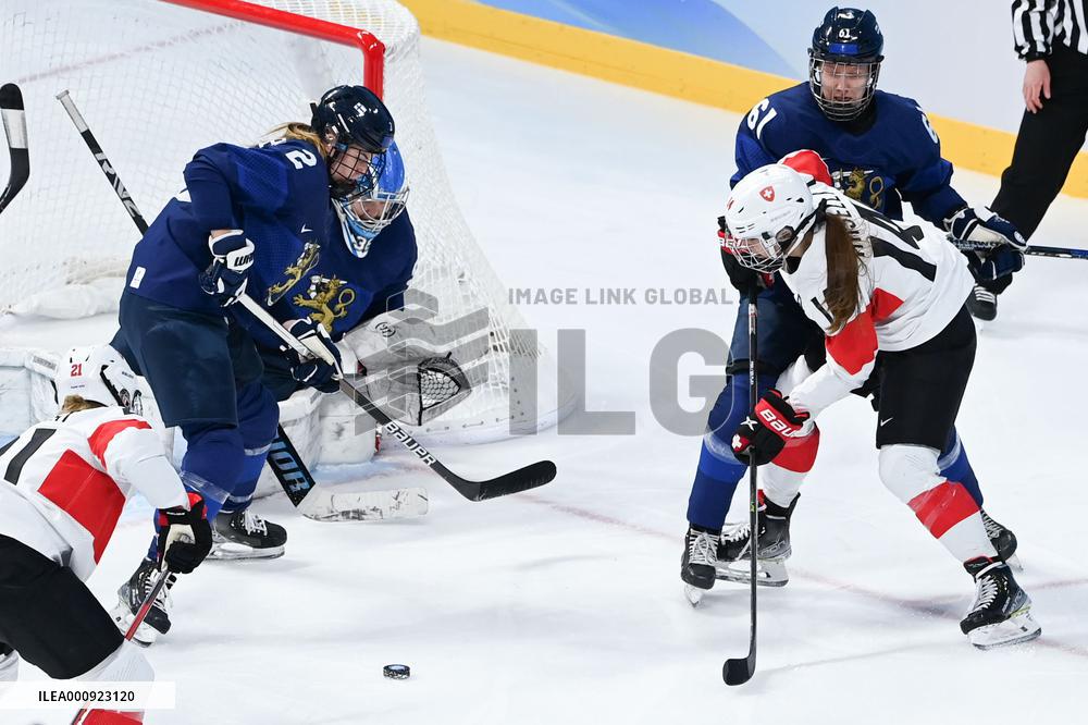 (BEIJING2022)CHINA-BEIJING-OLYMPIC WINTER GAMES-ICE HOCKEY-WOMEN'S BRONZE MEDAL GAME-FIN VS SUI (CN)