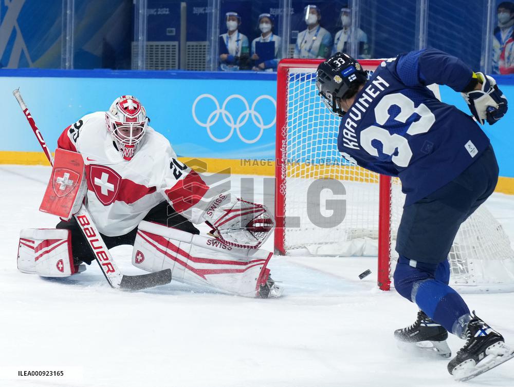 (BEIJING2022)CHINA-BEIJING-OLYMPIC WINTER GAMES-ICE HOCKEY-WOMEN'S BRONZE MEDAL GAME-FIN VS SUI (CN)