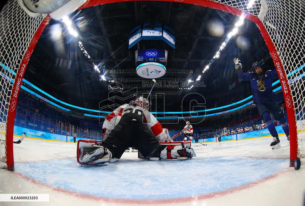 (BEIJING2022)CHINA-BEIJING-OLYMPIC WINTER GAMES-ICE HOCKEY-WOMEN'S BRONZE MEDAL GAME-FIN VS SUI (CN)