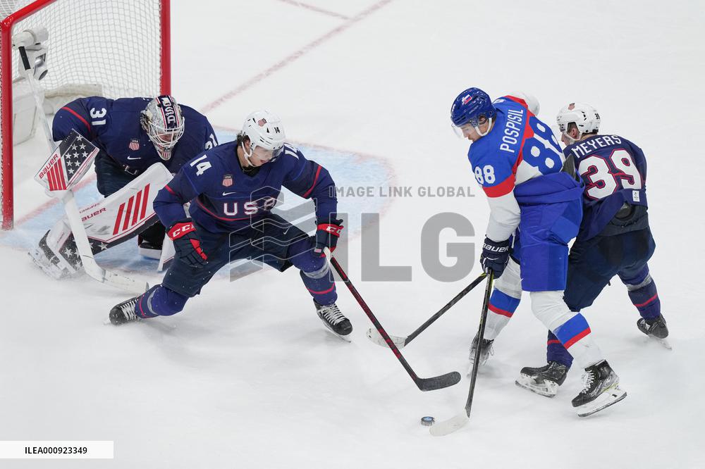 (BEIJING2022)CHINA-BEIJING-OLYMPIC WINTER GAMES-ICE HOCKEY-MEN'S QUATERFINAL-USA VS SVK (CN)