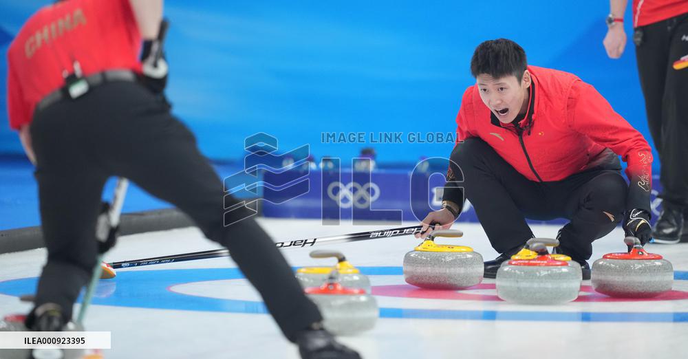 (BEIJING2022)CHINA-BEIJING-OLYMPIC WINTER GAMES-CURLING-MEN'S ROUND ROBIN SESSION-CHN VS SUI (CN)