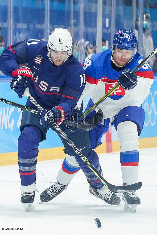 (BEIJING2022)CHINA-BEIJING-OLYMPIC WINTER GAMES-ICE HOCKEY-MEN'S QUARTERFINAL-USA VS SVK (CN)