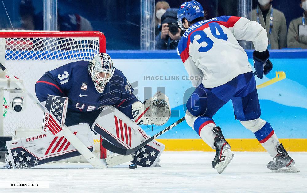 (BEIJING2022)CHINA-BEIJING-OLYMPIC WINTER GAMES-ICE HOCKEY-MEN'S QUATERFINAL-USA VS SVK (CN)