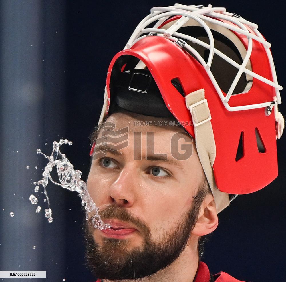 (BEIJING2022)CHINA-BEIJING-OLYMPIC WINTER GAMES-ICE HOCKEY-MEN'S QUATERFINAL-ROC VS DEN (CN)