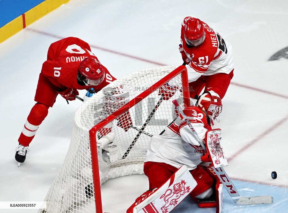 (BEIJING2022)CHINA-BEIJING-OLYMPIC WINTER GAMES-ICE HOCKEY-MEN'S QUATERFINAL-ROC VS DEN (CN)
