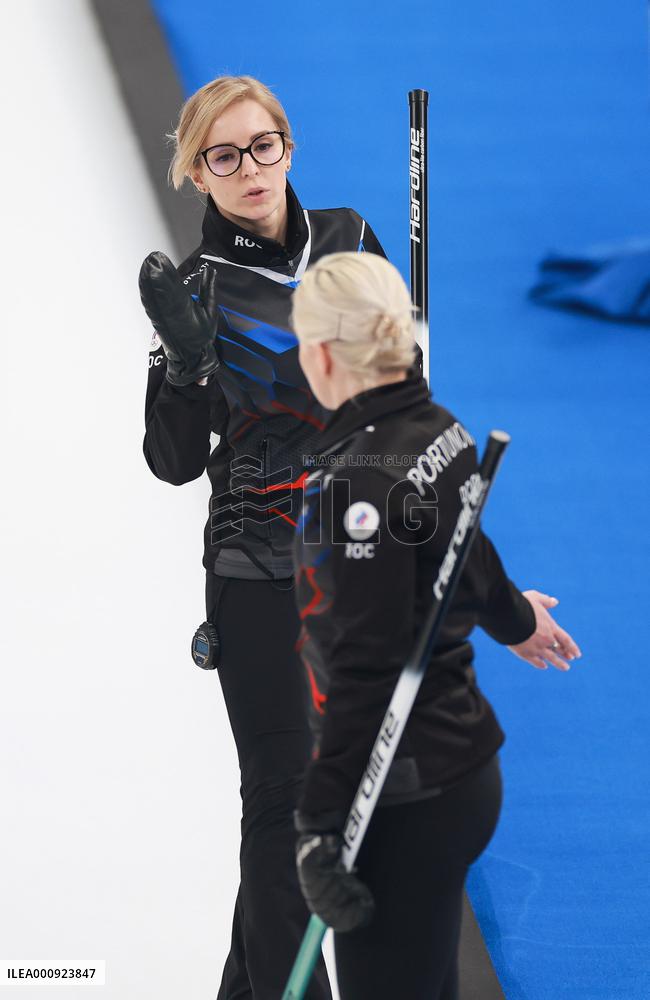 (BEIJING2022)CHINA-BEIJING-OLYMPIC WINTER GAMES-CURLING-WOMEN'S ROUND ROBIN SESSION-SWE VS ROC (CN)