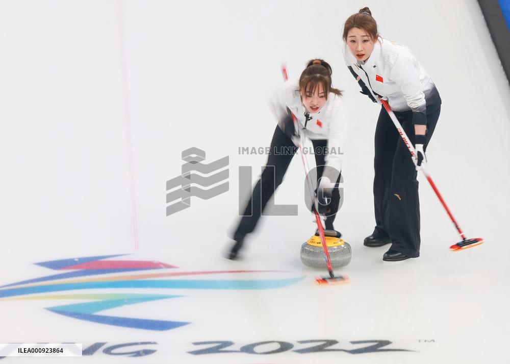 (BEIJING2022)CHINA-BEIJING-WINTER OLYMPIC GAMES-CURLING-WOMEN'S ROUND ROBIN-CAN vs CHN (CN)