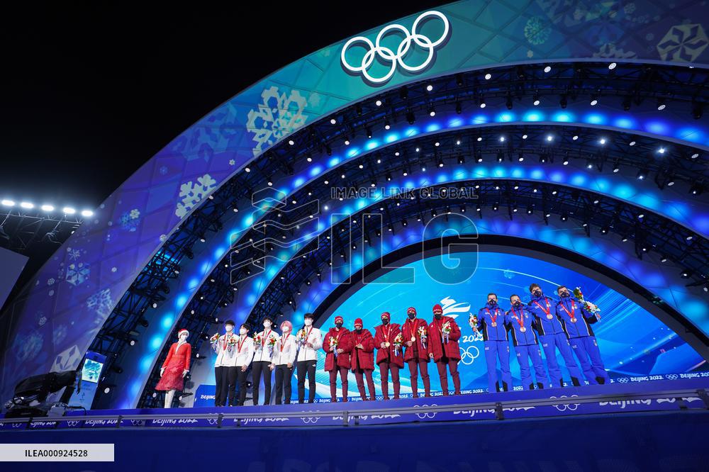 (BEIJING2022)CHINA-BEIJING-OLYMPIC WINTER GAMES-AWARDING CEREMONY-SHORT TRACK SPEED SKATING (CN)