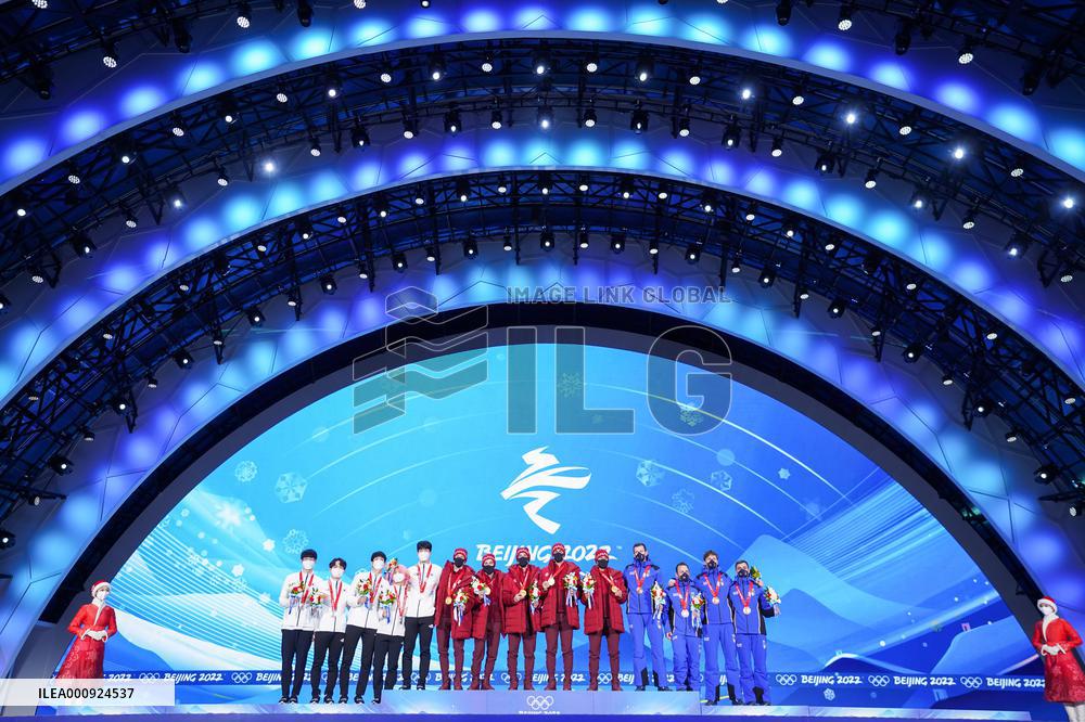 (BEIJING2022)CHINA-BEIJING-OLYMPIC WINTER GAMES-AWARDING CEREMONY-SHORT TRACK SPEED SKATING (CN)