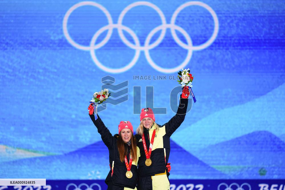 (BEIJING2022)CHINA-ZHANGJIAKOU-OLYMPIC WINTER GAMES-AWARDING CEREMONY-CROSS-COUNTRY SKIING (CN)