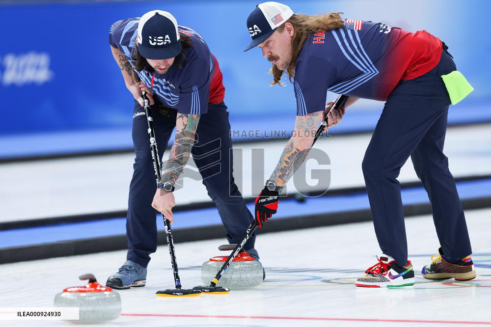 (BEIJING 2022)CHINA-BEIJING-OLYMPIC WINTER GAMES-CURLING-MEN-SEMIFINALS-USA VS GBR(CN)