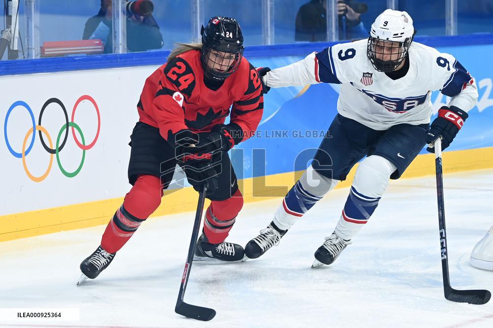 (BEIJING2022)CHINA-BEIJING-OLYMPIC WINTER GAMES-ICE HOCKEY-WOMEN'S GOLD MEDAL GAME-CAN VS USA (CN)