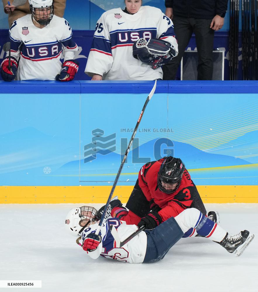 (BEIJING2022)CHINA-BEIJING-OLYMPIC WINTER GAMES-ICE HOCKEY-WOMEN'S GOLD MEDAL GAME-CAN VS USA (CN)