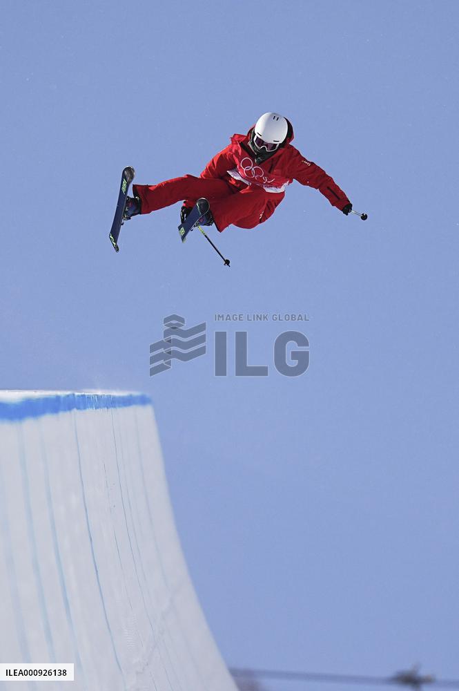 (BEIJING2022)CHINA-ZHANGJIAKOU-OLYMPIC WINTER GAMES-FREESTYLE SKIING-WOMEN'S FREESKI HALFPIPE-FINAL (CN)
