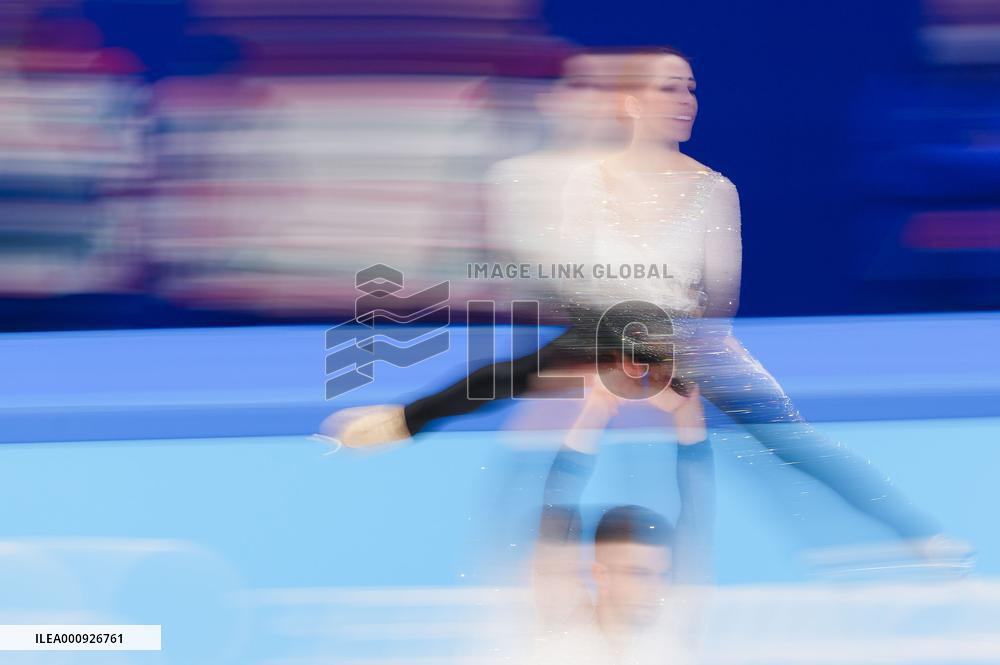 (BEIJING2022)CHINA-BEIJING-OLYMPIC WINTER GAMES-FIGURE SKATING-PAIR SKATING-FREE SKATING (CN)