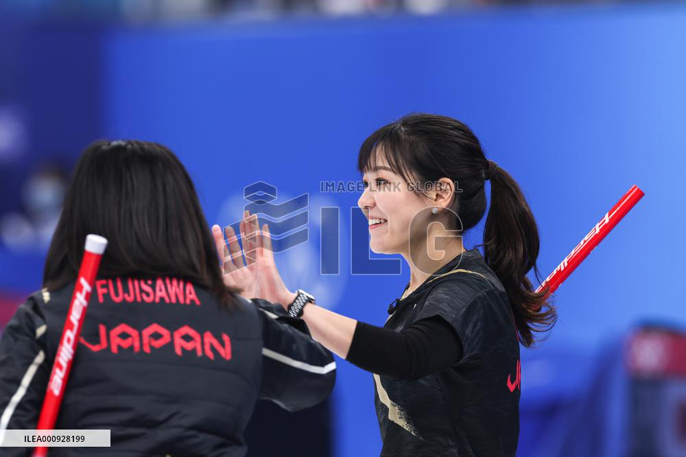 (XHTP)(BEIJING2022)CHINA-BEIJING-OLYMPIC WINTER GAMES-CURLING-WOMEN'S GOLD MEDAL GAME-JPN VS GBR(CN)