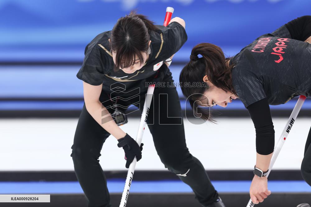 (BEIJING2022)CHINA-BEIJING-OLYMPIC WINTER GAMES-CURLING-WOMEN'S GOLD MEDAL GAME-JPN VS GBR(CN)